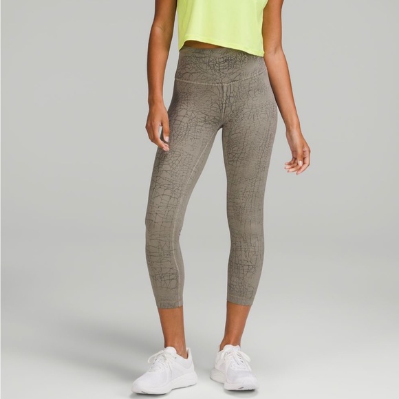 Lululemon Wunder Train HR Tight 23” Dye - Picture 2 of 7